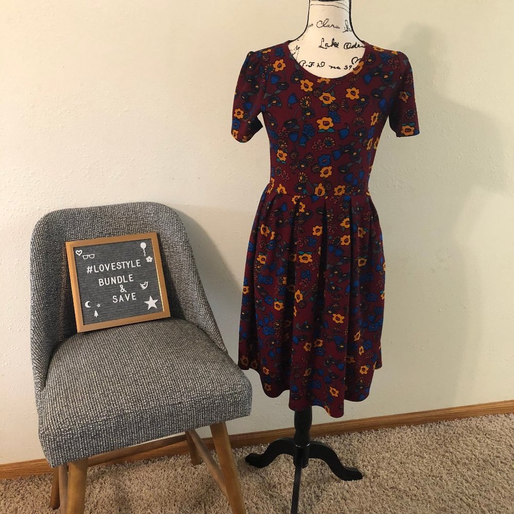 LuLaRoe Amelia with Flowers